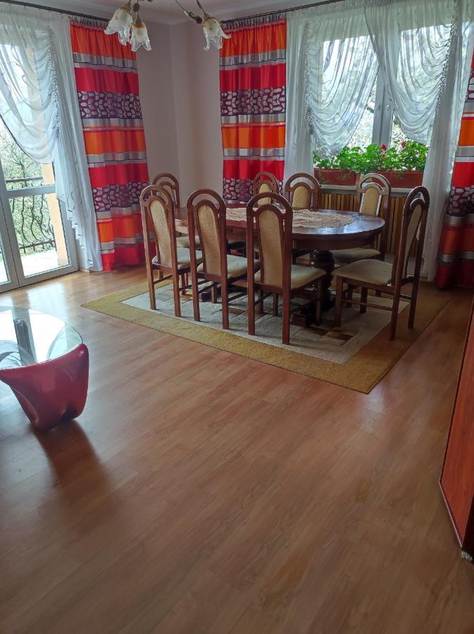 Dom Pod Jabloniami Villa Lukowica Kültér fotó